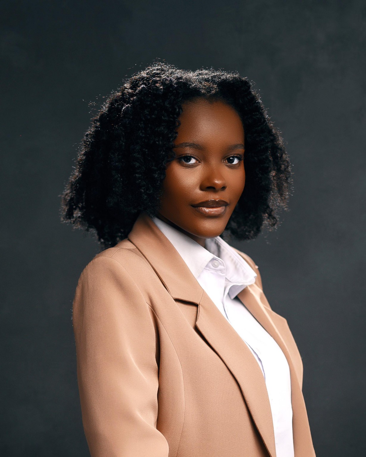 Merdie Ntoto, fondatrice de Ntoto Academy